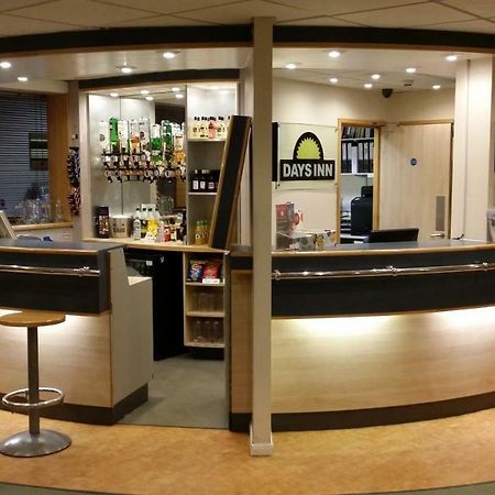 Days Inn By Wyndham Donington Castle Donington Bagian luar foto